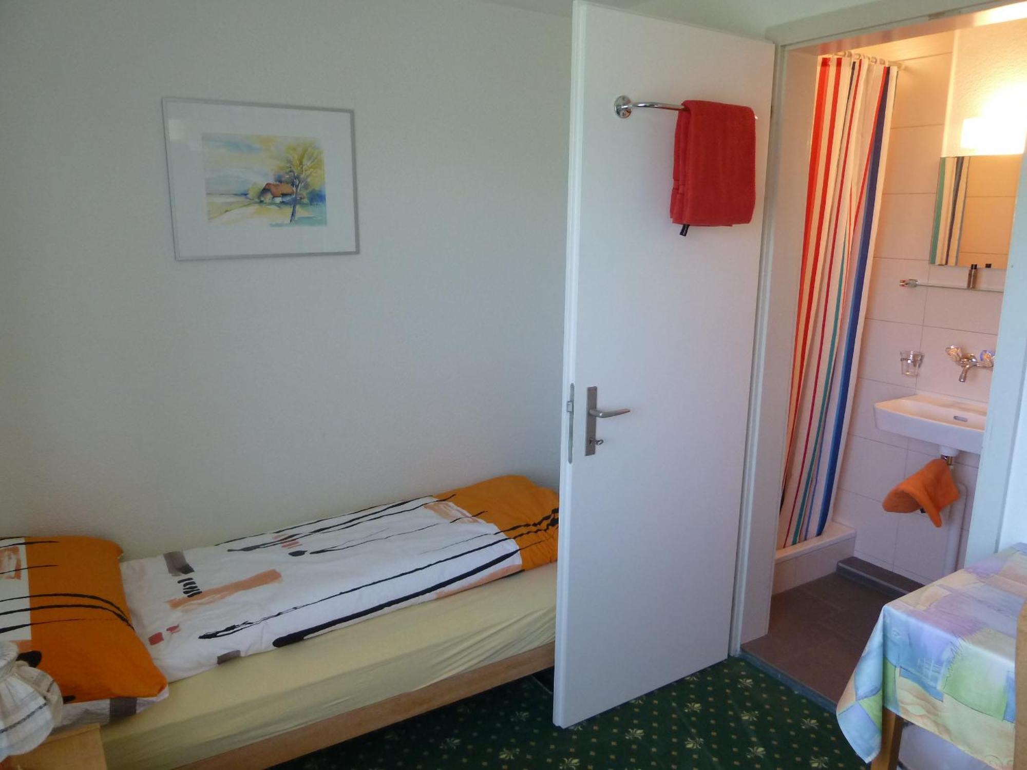 Hotel Restaurant Sunnmatt Aeschi Bei Spiez Luaran gambar