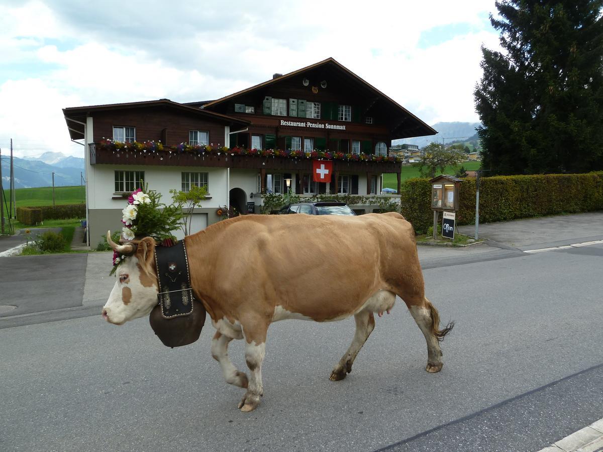 Hotel Restaurant Sunnmatt Aeschi Bei Spiez Luaran gambar